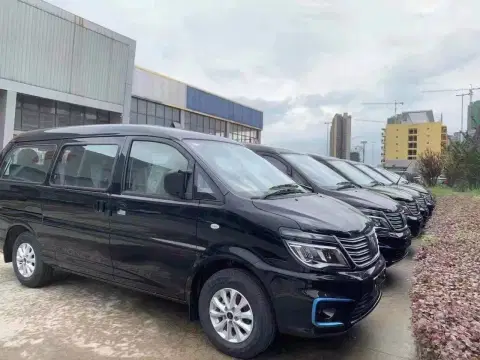 DongFeng M5 ev (2023-09-15T00:00:00.000Z)