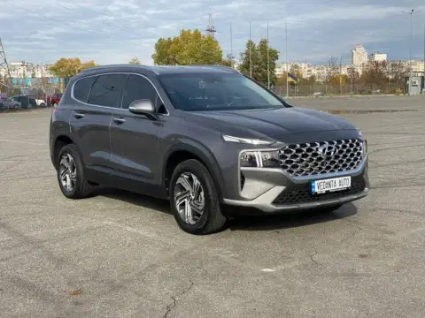 Hyundai Santa Fe (2024-08-14T00:00:00.000Z)