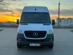 Mercedes-Benz Sprinter image 3