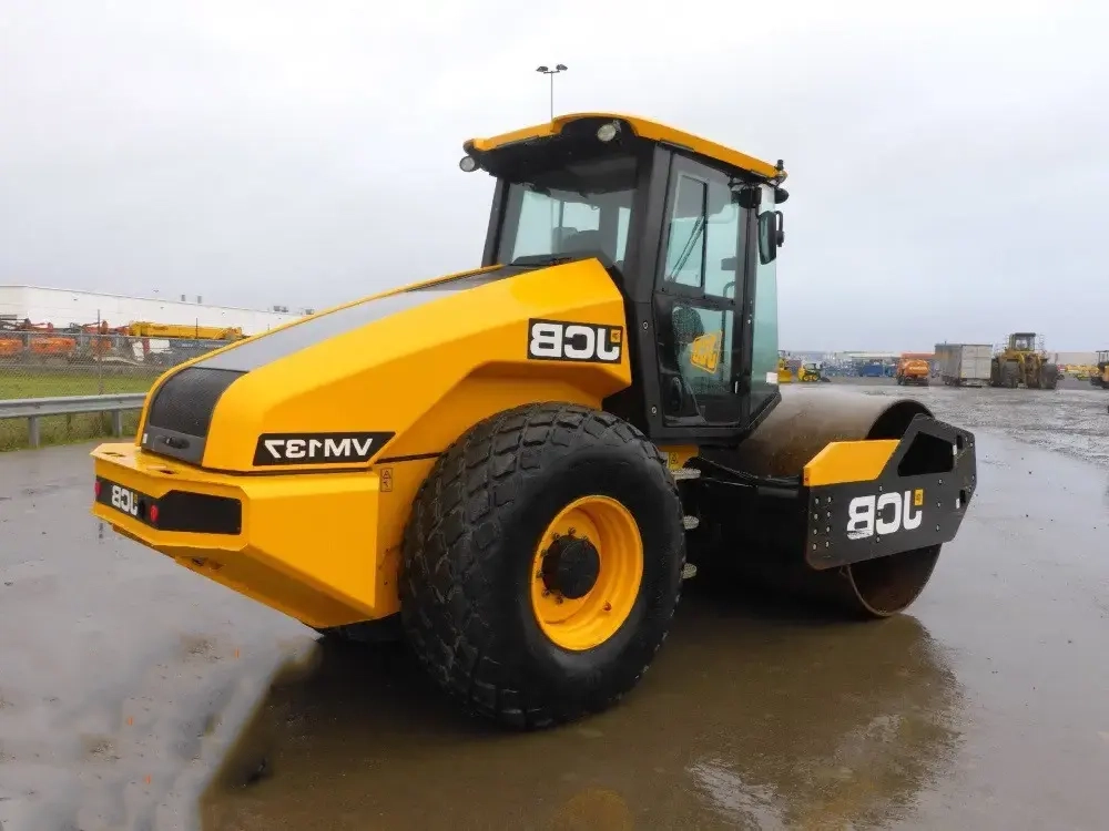 JCB VM137 image 1
