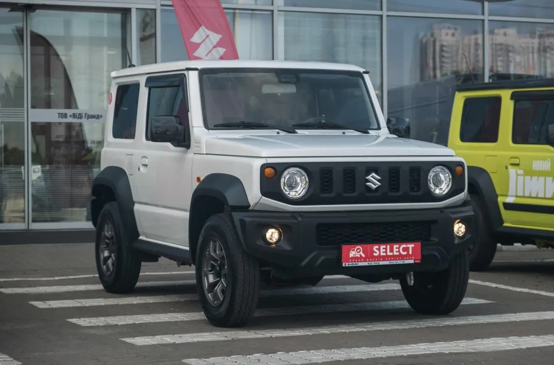 Suzuki Jimny image 1
