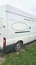 Ford Transit image 4