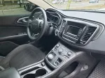 Chrysler 200 image 25