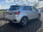 Mitsubishi Outlander image 2