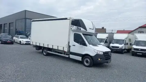 Mercedes-Benz Sprinter (2024-02-09T00:00:00.000Z)