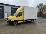 Mercedes-Benz Sprinter image 2