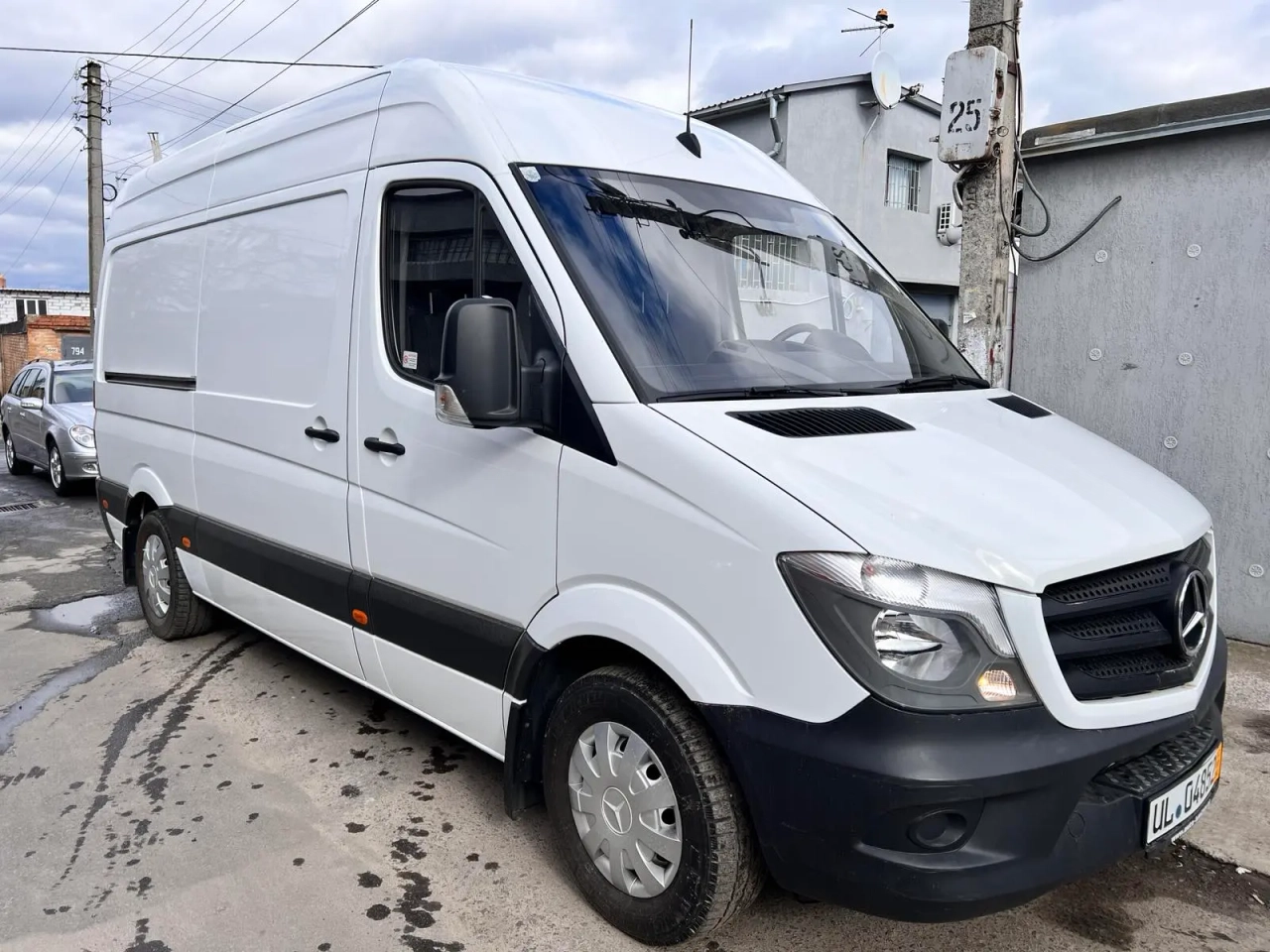 Mercedes-Benz Sprinter image 1