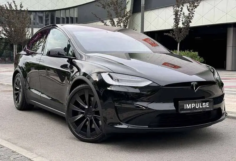Tesla Model X image 1