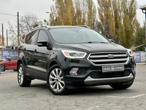 Ford Escape (2024-11-20T00:00:00.000Z)