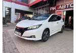 Nissan Leaf image 2