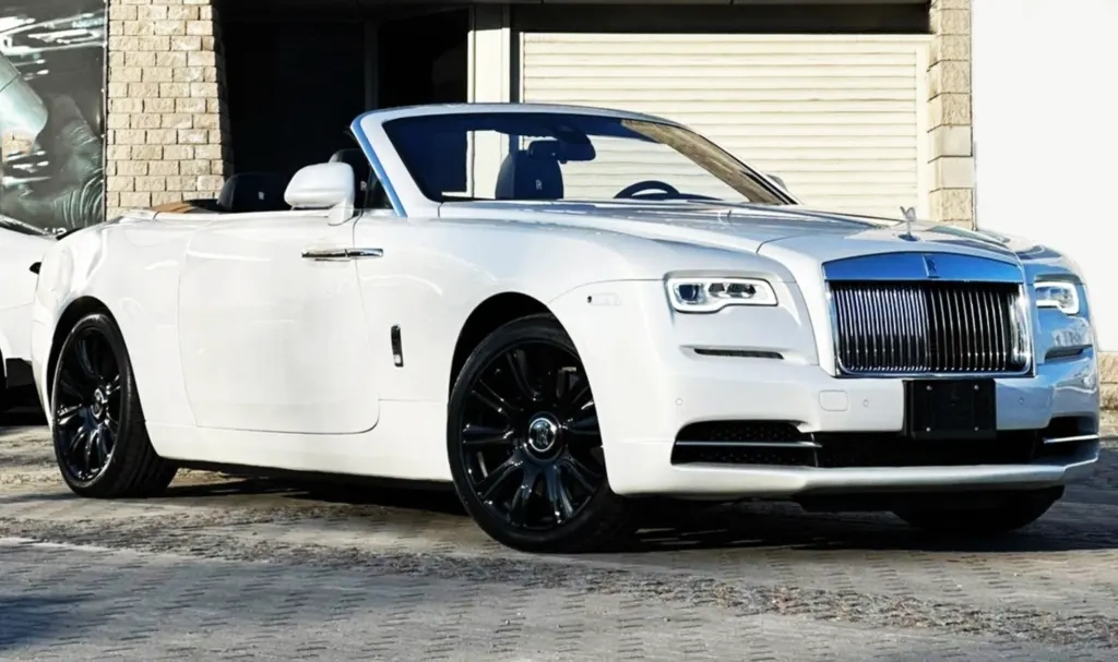 Rolls-Royce Dawn image 1