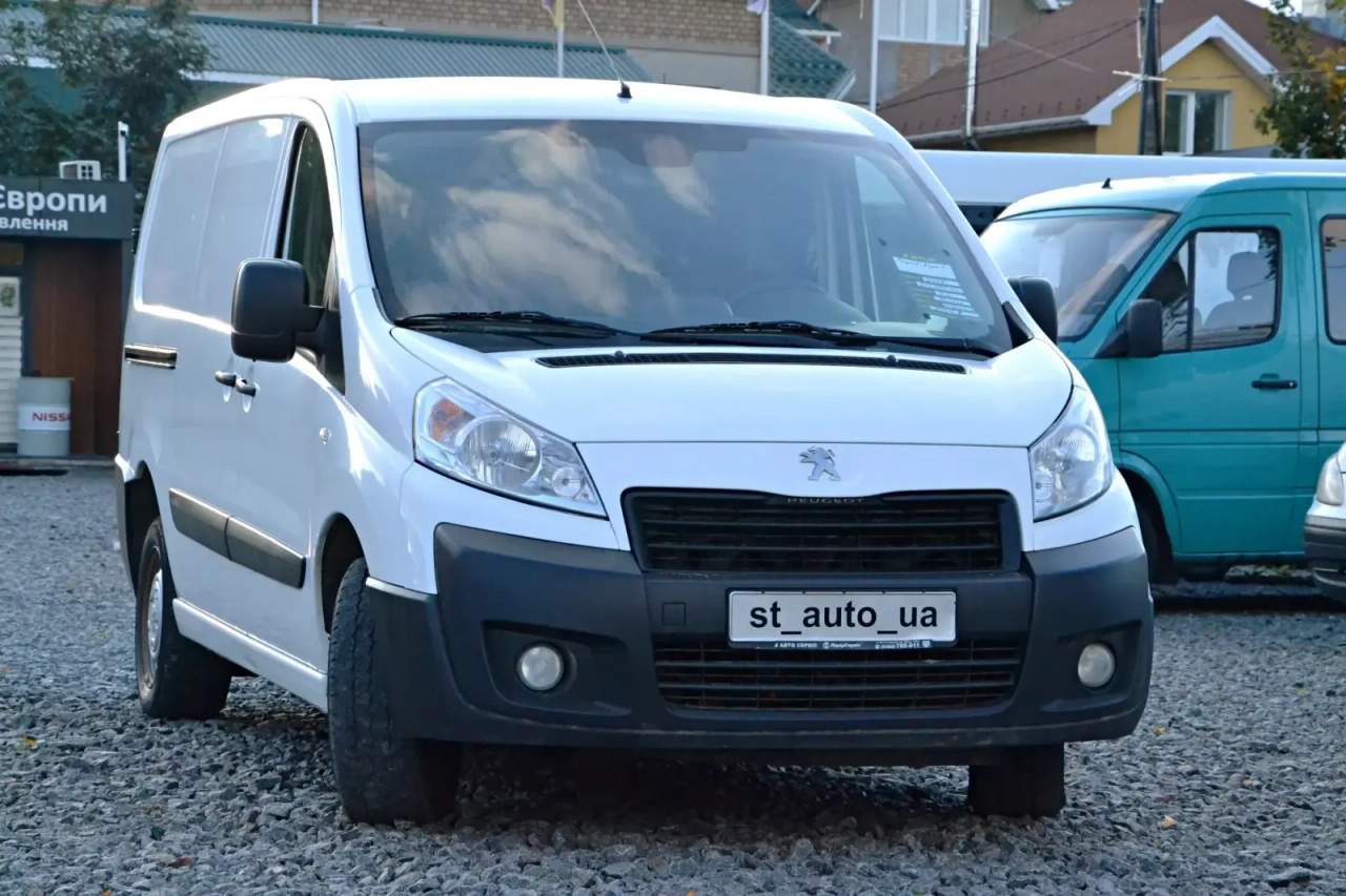 Peugeot Expert image 1