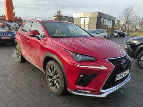 Lexus NX (2024-01-17T00:00:00.000Z)
