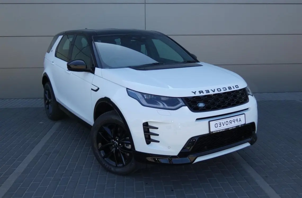 Land Rover Discovery Sport image 1