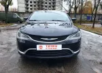 Chrysler 200 image 2