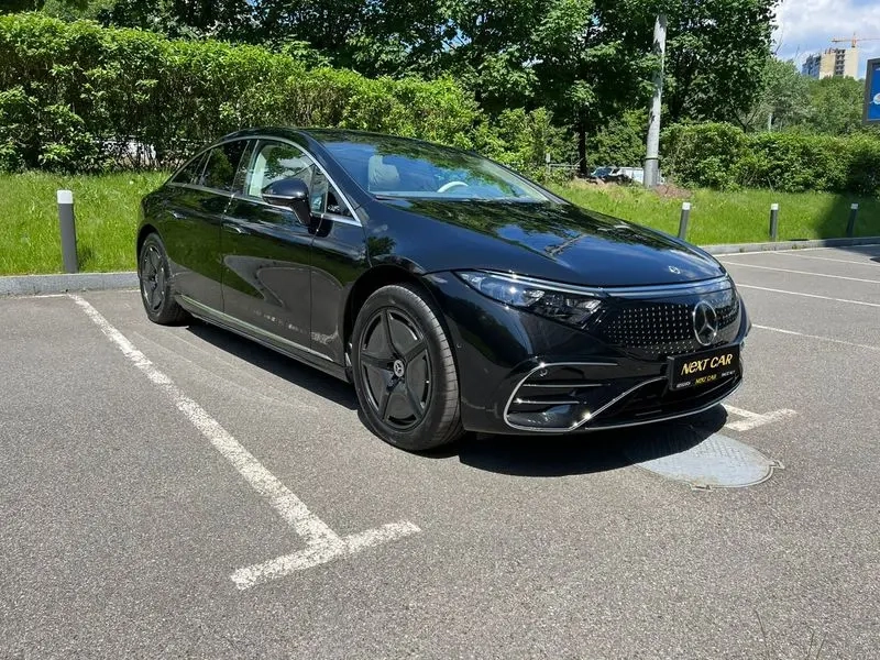 Mercedes-Benz EQS 580 image 1