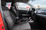 Suzuki Vitara image 9