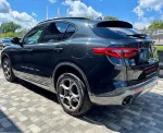 Alfa Romeo Stelvio image 2