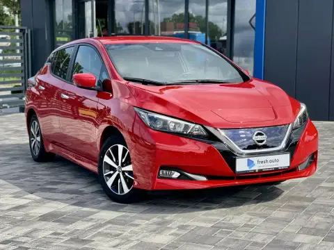 Nissan Leaf (2023-12-07T00:00:00.000Z)