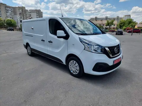Nissan NV300 (2024-05-27T00:00:00.000Z)