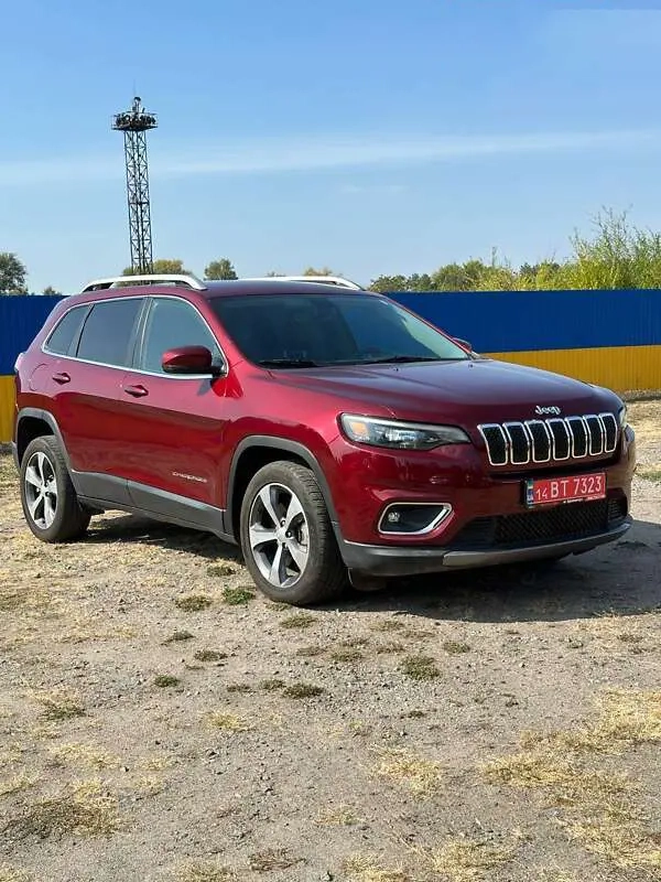 Jeep Cherokee image 1
