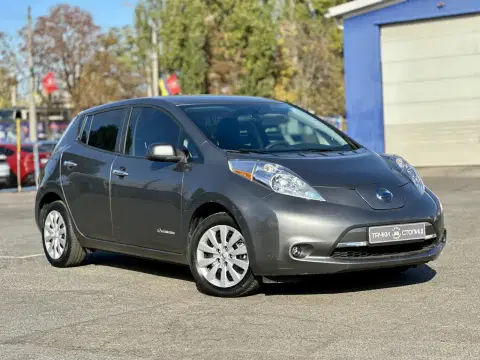 Nissan Leaf (2024-11-21T00:00:00.000Z)