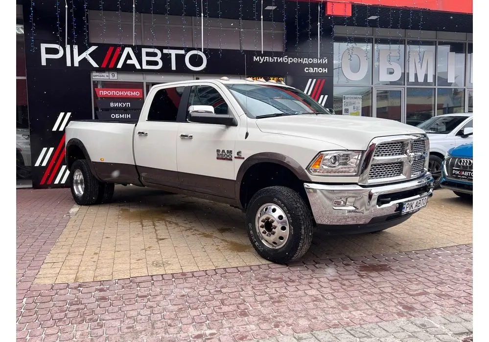 Dodge Ram 3500 image 1