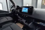 Mercedes-Benz Sprinter image 8