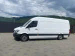 Mercedes-Benz Sprinter image 2