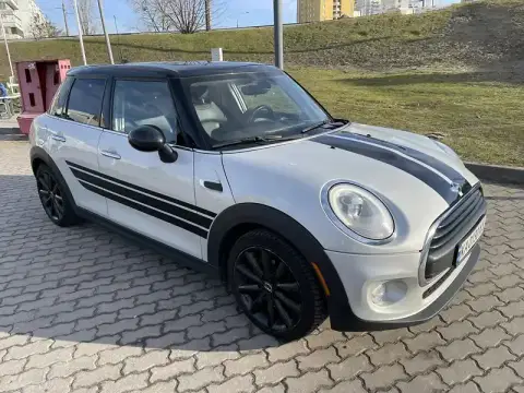 MINI Hatch (2024-03-19T00:00:00.000Z)