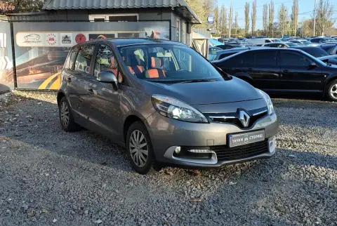 Renault Scenic (2024-11-20T00:00:00.000Z)