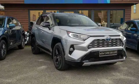 Toyota RAV4 (2024-09-03T00:00:00.000Z)