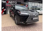 Lexus LX 500d image 1