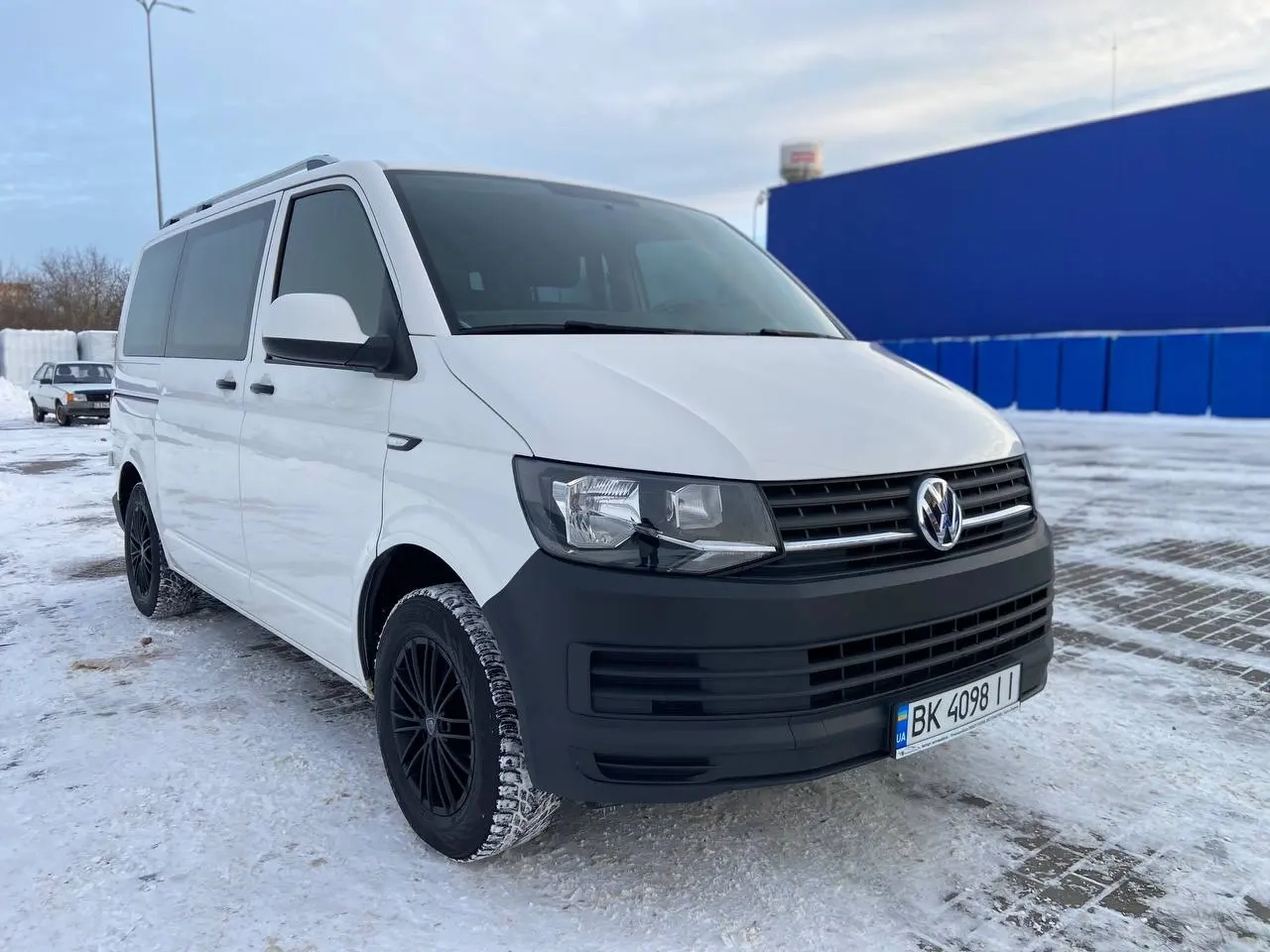 Volkswagen Transporter image 1
