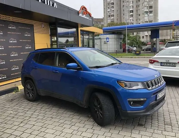 Jeep Compass image 1