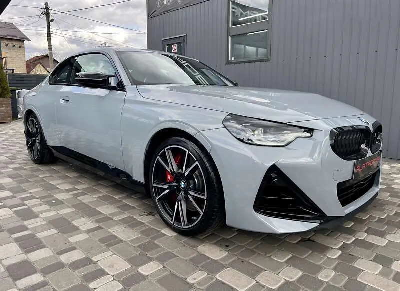 BMW 2 Series image 1