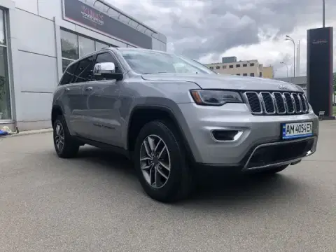 Jeep Grand Cherokee (2024-09-24T00:00:00.000Z)