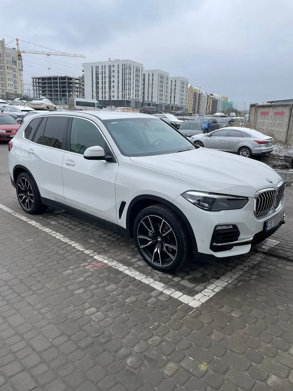 BMW X5 image 1