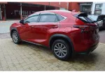 Lexus NX 300i image 2