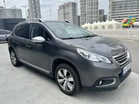 Peugeot 2008 (2024-06-06T00:00:00.000Z)