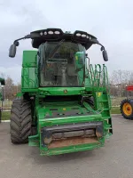 John Deere S760 image 2