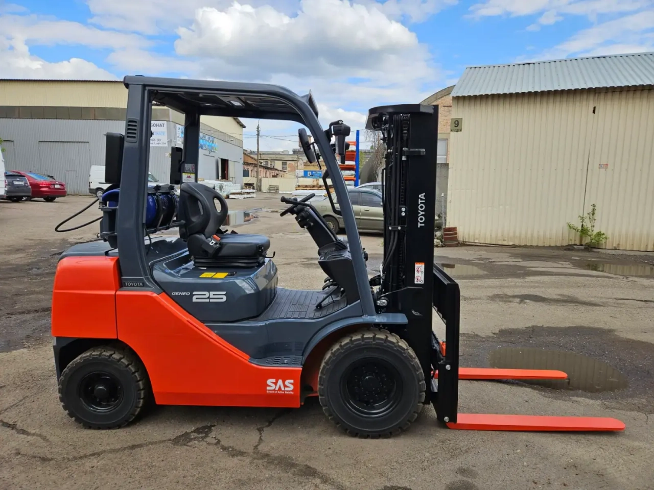 Toyota 02-8FGF25 image 1