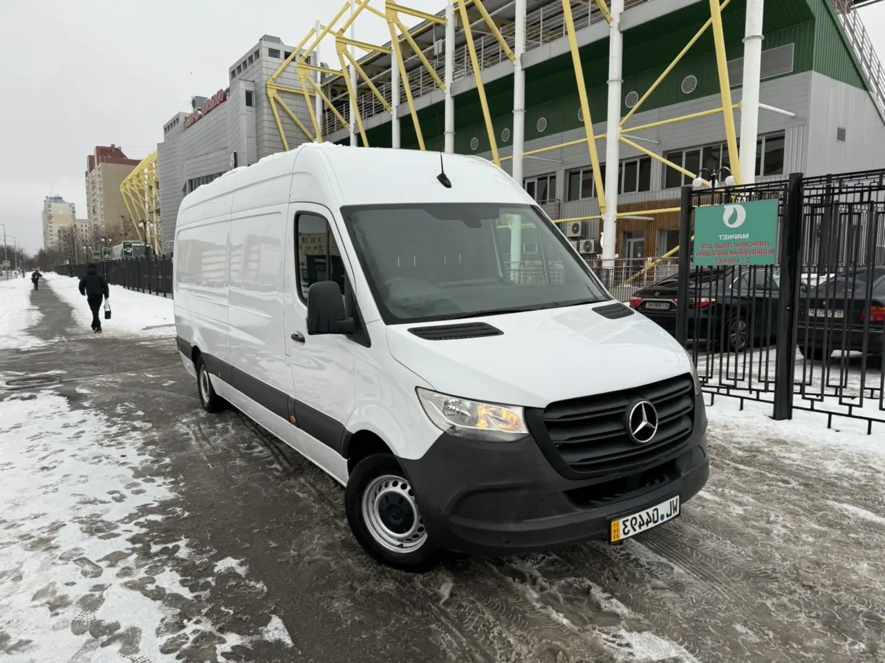 Mercedes-Benz Sprinter image 1