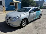 Hyundai Sonata image 2
