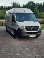 Mercedes-Benz Sprinter image 4
