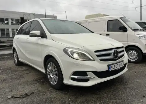 Mercedes-Benz B-class (2025-02-26T00:00:00.000Z)