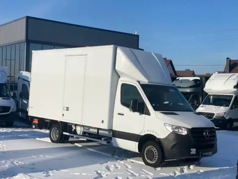 Mercedes-Benz Sprinter (2024-02-05T00:00:00.000Z)