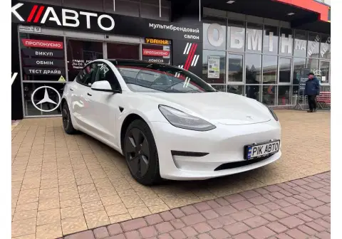 Tesla Model 3 (2024-02-27T00:00:00.000Z)