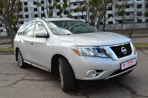 Nissan Pathfinder (2024-02-07T00:00:00.000Z)