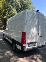 Mercedes-Benz Sprinter image 4